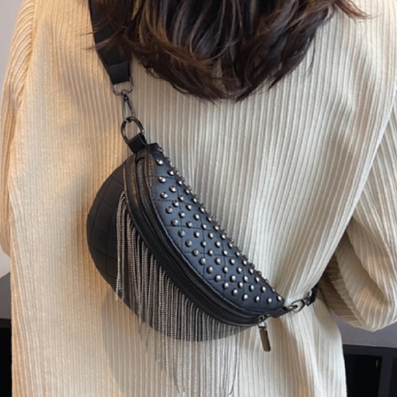 Luxe Black Vegan Leather Zipper Studded Fringe Fanny Pack Crossbody Bum Bag - Picture 5 of 5